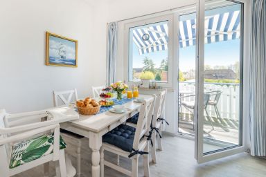 Nur 500m zum Ostseestrand - Familienauszeit mit Sauna & Grillterrasse