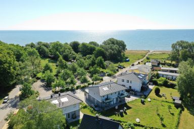 Sealodge - strandnahes Haus mit Meerblick, Schwimmbad-und Saunanutzung - Sealodge Rügen