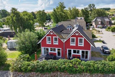 Ferienhaus TimpeTe - hafennahes Ferienhaus mit Terrasse und Meerblick - Ferienhaus TimpeTe Backbord