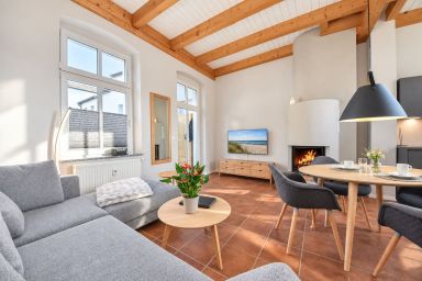 Gartenhaus Ostseevilla 07 - Gartenhaus Ostseevilla 07 - Maisonette Wohnung mit Kamin