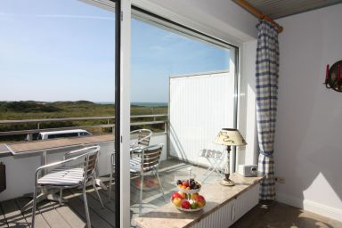 Haus Fernsicht, App. 4 - Große 4-Zimmer Ferienwohnung mit Meerblick auf ca. 90 m², für bis zu 5 Personen