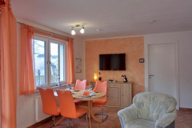 Ferienwohnung i16 - Strandnahe 2-Zimmer-Fewo im 1. OG für 3 Pers., WLAN ist vorhanden