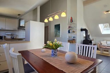Ferienwohnung W18.3.S - 3-Zi-Fewo für 4 Pers. im DG, WLAN, Strandnah