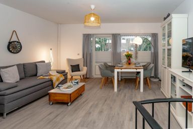 Hüs Wüf  - Schwimmbad und Sauna - Entspanntes Inselleben: Gemütliche Ferienwohnung in Westerland auf Sylt