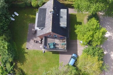 Halligblick - Unser Ferienhaus liegt im ansprechenden Dorf Nieblum nahe dem Strand.