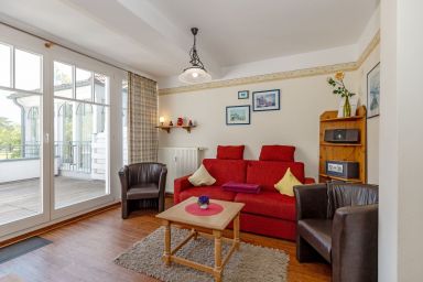 Meeresblick - Ferienwohnung mit großem Balkon und Blick bis zum Meer in direkter Strandlage!