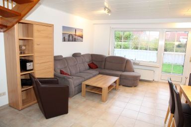 Seerobbe - Top-Lage in Norddeich - Reihenendhaus mit Garten nur 800 m bis zum Strand