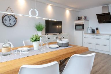 Sommerset - 2-Zimmerwohnung Sommerset, direkt am Strand mit Balkon & Stellplatz