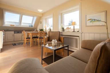 Haus Sonnenstrahl Whg. 2 OG - Schöne 2-Zimmerferienwohnung im Obergeschoss auf ca. 40 m² für bis zu 3 Personen