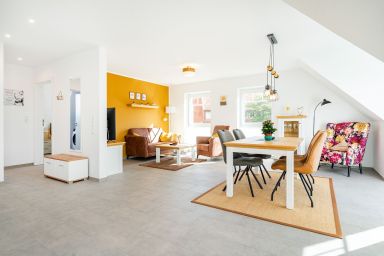 Nordseebrise - Neubauwohnung (80qm) für 4 Personen mit Balkon und Wasserzugang in Greetsiel