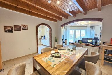 Ferienhaus Merlin Norddeich - Geräumiges Ferienhaus mit Garten, Terrasse und familienfreundlicher Ausstattung