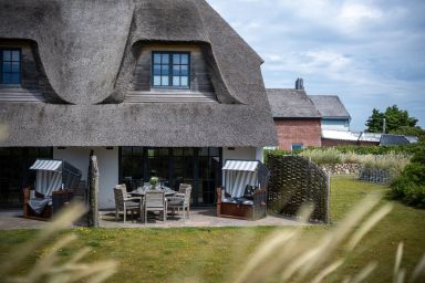 bohoSylt 4 - Exkl. Luxus-Hausteil unter Reet mit 4 Zimmern auf ca. 150 m², für bis zu 6 Pers.