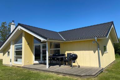 Holiday Vital Resort - 79m² Ferienhaus mit Hund, Sauna für 8 Gäste