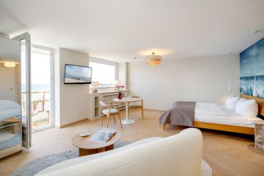 Meerwärts - Modernes App., Balkon mit Meerblick, PKW-Stellplatz, WLAN. Haustiere erlaubt.