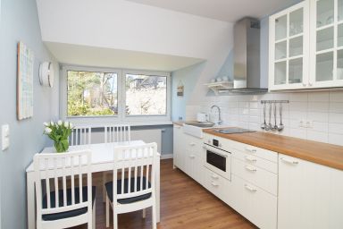 Beachhouse - Apartment „Sunset“ – Gemütlich mit etwas Meerblick und modernem Komfort