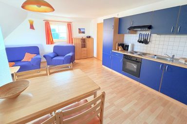 Fewo Seelenfrieden 4 - Balkon, Ausblick, 2 SZ - Ihr Urlaubsdomizil: Zwei Schlafzimmer, Küche, Parkplatz und Hund erlaubt