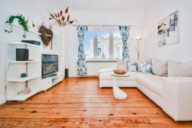 Haus Mertin - Moderne Ferienwohnung in Heringsdorf mit Balkon – 200 m vom Strand entfernt