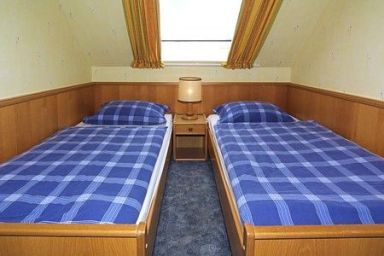 Heyken, R.  "Haus an der Burg" - Ferienwohnung Granat - 35024