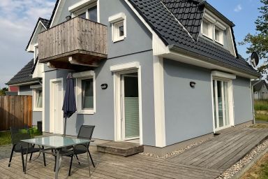 Premium-Doppelferienhaus mit 2 Wohnungen mit Sauna, Whirlpoo - Ostseeperle mit Sauna + Whirlpool