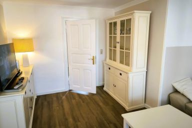 ruhig gelegenes Appartementhaus mit Ferienwohnungen (VSo) - 03 schöne 2-Raum-Ferienwohnung m. Dusche und Wanne