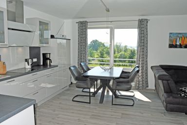 Ferienappartement Mönchgut mit Balkonterrasse
