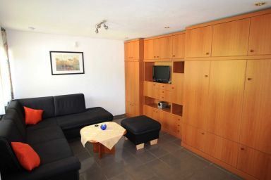 ADS-Ferienwohnungen **ca. 20 Gehminuten zum Ostseestrand** - Appartement 1 Ü