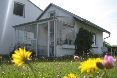Ferien auf Hiddensee im schönen Neuendorf - Laube Leo Lustig