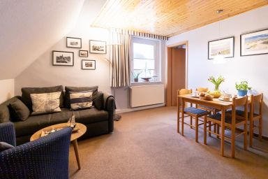 Bütow WE5 mit Parkplatz - ABC11