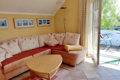 Glebbe 17 - Wohnung Südblick - Komfortable Ferienwohnung mit Balkon und WLAN im Zentrum von Zingst