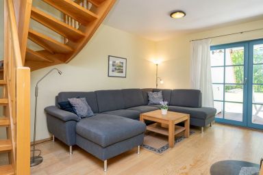 Ferienpark Freesenbruch - Komfortable Doppelhaushälfte mit Sauna, Garten und Terrasse im Ferienpark Zingst