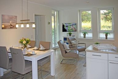 Strand-Park - Stilvolles Ferienapartment mit toller Park-Terrasse in hervorragender Strandlage