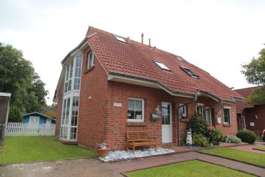 Strandläufer - Gemütliches 85qm Doppelhaus für 5 Pers + Hund mit Kamin & Garten in ruhiger Lage