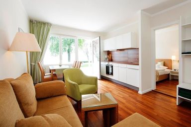 Apparthotel Seehof Appartement 2 - Ebenerdiges Appartement mit Seeblick und Terrasse