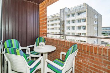 Atrium - 2-Zimmer-Ferienwohnung für max. 4 Personen mit Balkon. - nur 300 bis zum Strand!