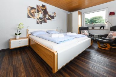 Von-Eucken-Weg 21 - Von-Eucken-Weg 21 Apartment 02 mit Balkon, WLAN und Privatparkplatz