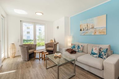 Ferienwohnung Klippenblick mit Sauna, Kinderspielbereich und Fitnessraum - Moderne Ferienwohnung am Stettiner Haff mit Sauna & Blick ins Grüne