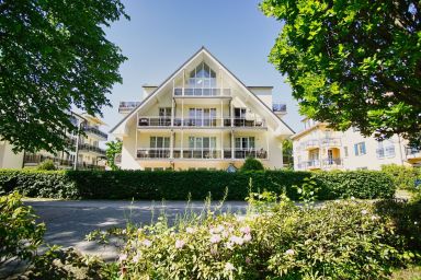 Haus am Kurpark - strandnahe Ferienwohnung mit 2 Balkonen - Haus am Kurpark FeWo 12