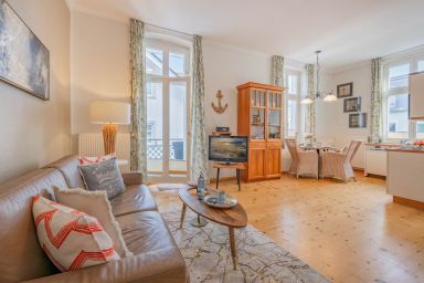 Villa Ahlbeck - Wustrow - Villa Ahlbeck Wustrow - Wohnung mit zwei Balkonen