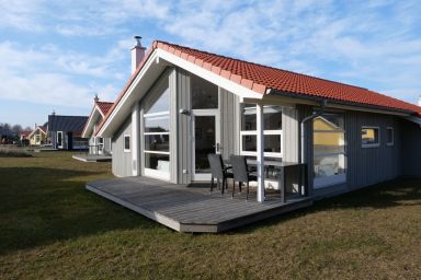 Holiday Vital Resort - Ferienhaus mit Sauna, Kaminofen & Strand nur 800 m, Hunde erlaubt