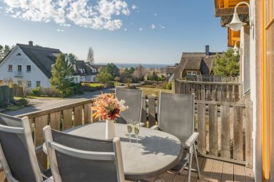 Ferienwohnung Fisch mit Sauna und Balkon auf 2 Etagen - Moderne Ferienwohnung mit Garten, Sauna & Whirlpool – ideal für Familien