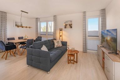 Ferienwohnung Meerzeit - Modernes Appartement mit Balkon – nur 800 m zum Strand