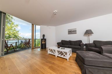 Seglerwohnung 7 - 1. Reihe am Wasser: Ferienwohnung "Seglerwohnung 9" in Kappeln.