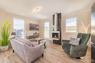 Villa Kamadori 07 - Villa Kamadori 07: Stilvolle Ferienwohnung mit Balkon, 150 m zum Strand