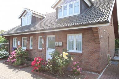 Leyla OG - Ferienwohnung Leyla auf Sylt: Balkon, Parkplatz & hundefreundlich