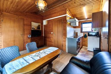 Ferienbungalow Seeluft - Ferienwohnung Sonnenschein mit Terrasse nahe Sandstrand in Loddin