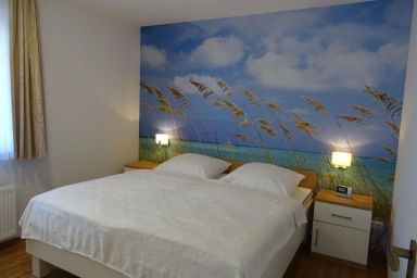 Kellenhusen - Sonnenwinkel Wohnung 3 - Haus Sonnenwinkel - strandnahe gepflegte Wohnanlage mit 9 Ferienwohnungen