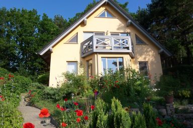 Ferienwohnung mit Garten in ruhiger Lage