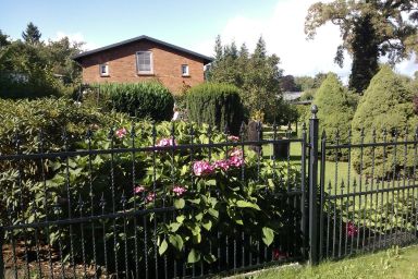 Ferienwohnung in Putbus mit Garten, Grill und Terrasse