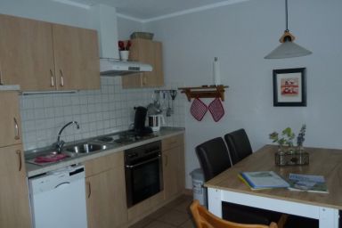 Liethshof - Ferienwohnung mit 3 Schlafzimmern, 68 qm, Parterre mit Terrasse
