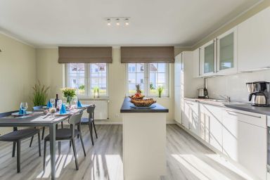 F: Lotsenberg Apartments mit 8 Ferienwohnungen - Haus A - Whg 02 mit Terrasse